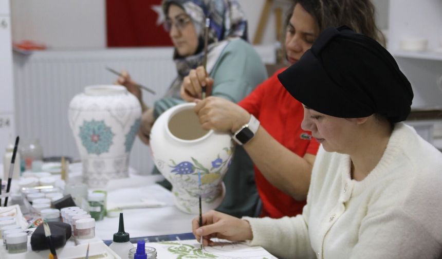 ÜCRETSİZ ÇİNİ İŞLEMECİLİĞİ KURSU YOĞUN İLGİ GÖRÜYOR