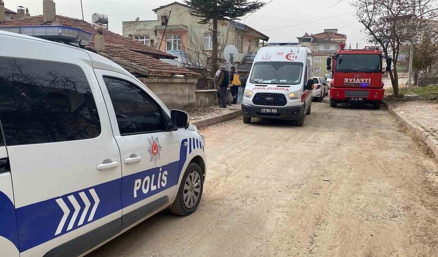 HABER ALINAMAYAN YAŞLI KADIN İÇİN EKİPLER SEFERBER OLDU