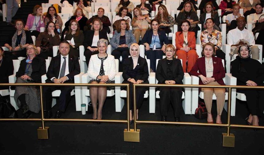 PROF. DR. AÇIK'TAN AÇIKLAMALAR