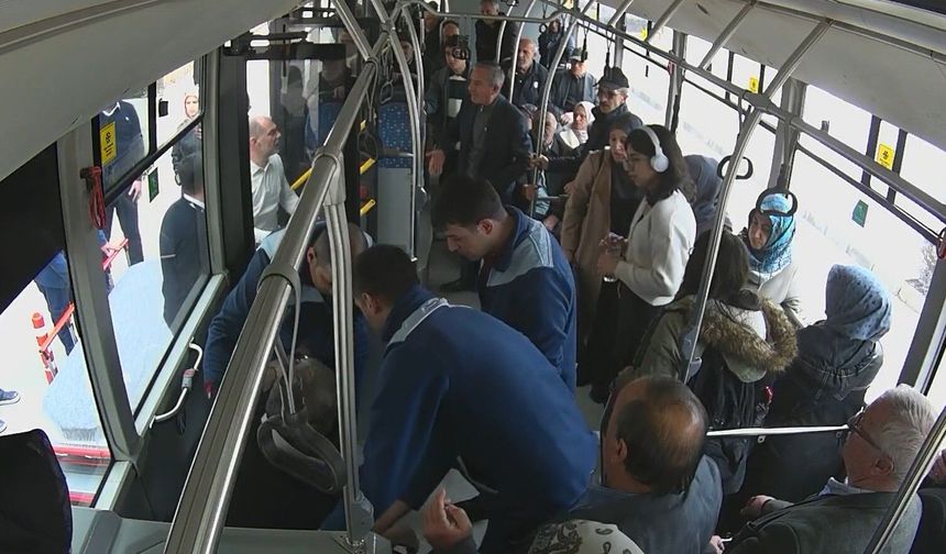 ŞOFÖR RAHATSIZLANAN YOLCUYU HASTANEYE YETİŞTİRDİ