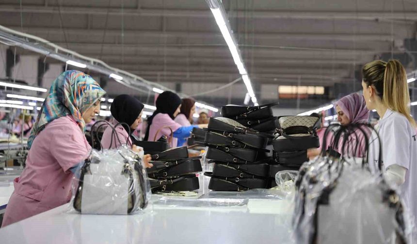 26 ÜLKEYE ÇANTA İHRACATI