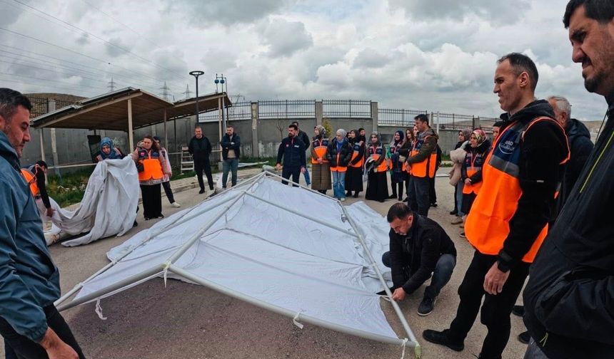 AFAD GÖNÜLLÜLERİNE AFET EĞİTİMİ