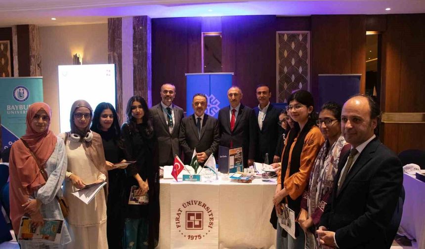FIRAT ÜNİVERSİTESİ PAKİSTAN'DA TANITILDI