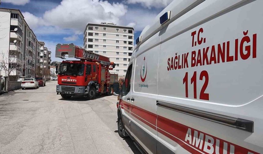 İKİ GÜNDÜR HABER ALINAMIYORDU, EVİNDE UYUDUĞU ÖĞRENİLDİ