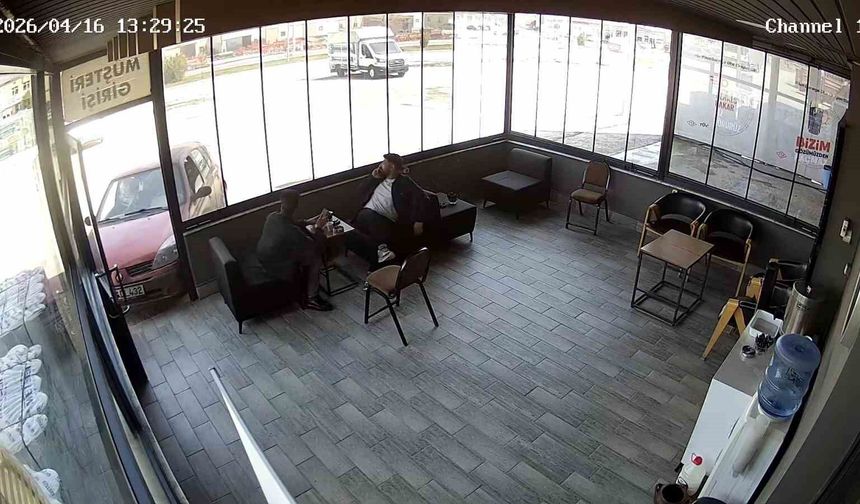 KİMSE NE YAPTIĞINI ANLAMADI