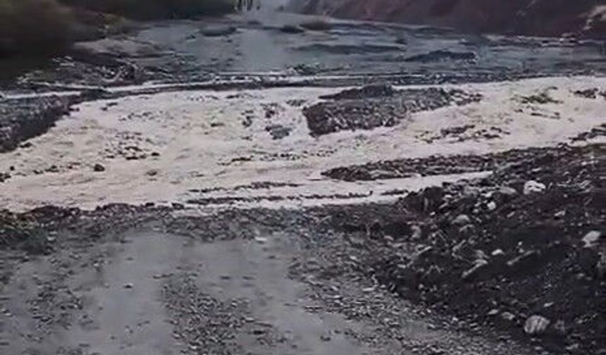 SELDEN DOLAYI KAPANAN YOLDA ÇALIŞMA BAŞLATILDI