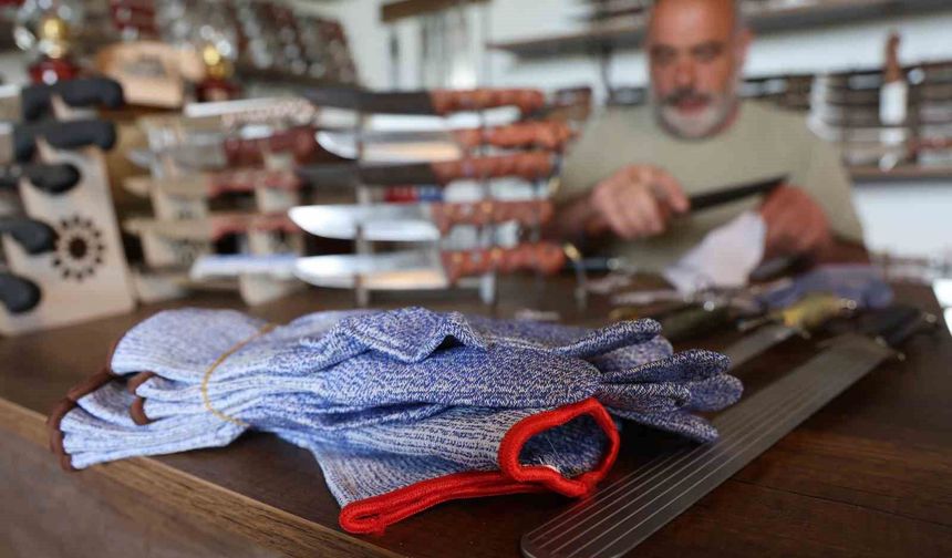 40 YILLIK KASAP KESİLMEZ ELDİNEVİ TEST ETTİ