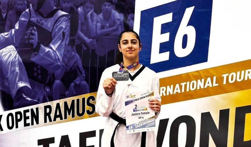 ELAZIĞLI SPORCUDAN GÜMÜŞ MADALYA