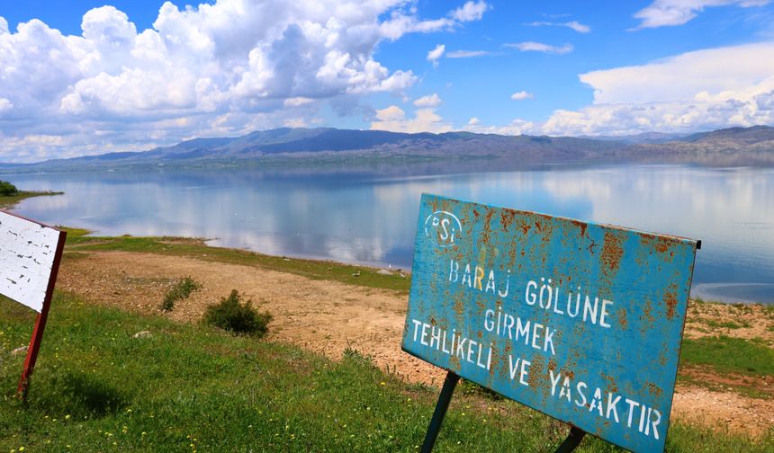 KURAKLIK ALARMI VERİLEN NOKTA SUYA GÖMÜLDÜ