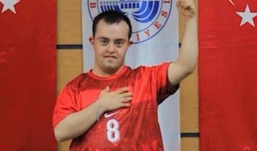 ENGELLİ BİREYLERDEN MİLLİLERE TAM DESTEK