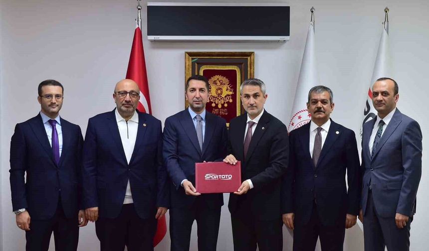 ELAZIĞA 10 YENİ SPOR SAHASI