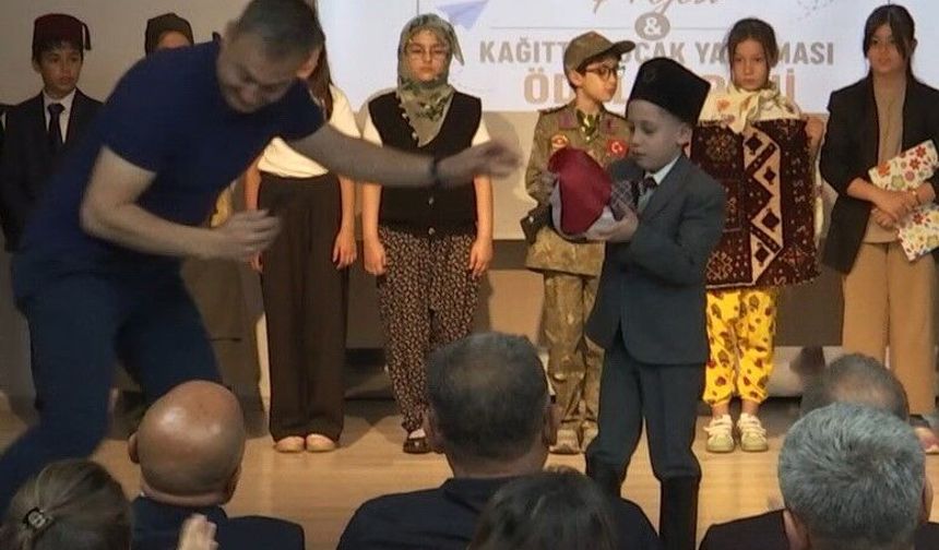 MİNİK TUNA'NIN BAYRAK MÜCADELESİNE BABASINDAN DUYGUSAL DOKUNUŞ