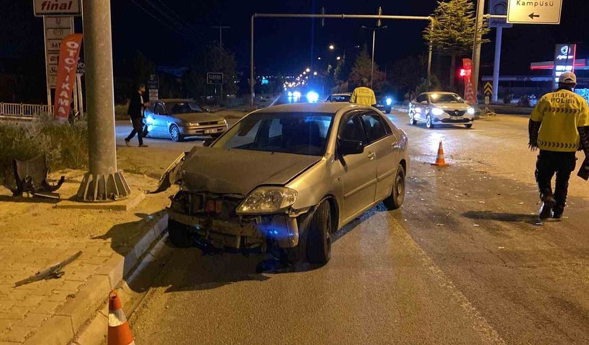 TRAFİK KAZASINDA 1 KİŞİ YARALANDI