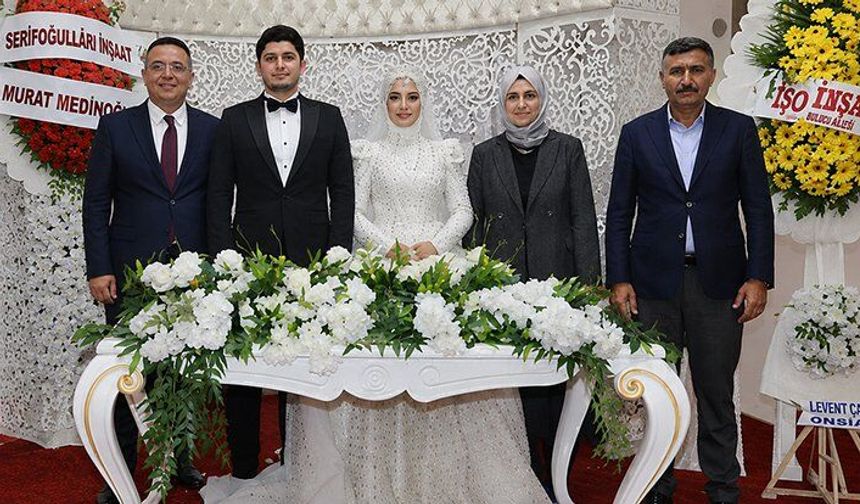 YATKIN VE ŞEKER AİLELERİNİN MUTLU GÜNÜ