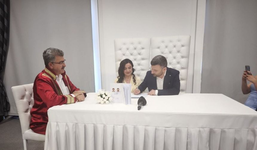 GAZETECİ EVREN DEMİRDAŞ DÜNYAEVİNE GİRDİ