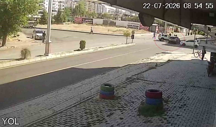 AYNI SOKAK AYNI KAZA