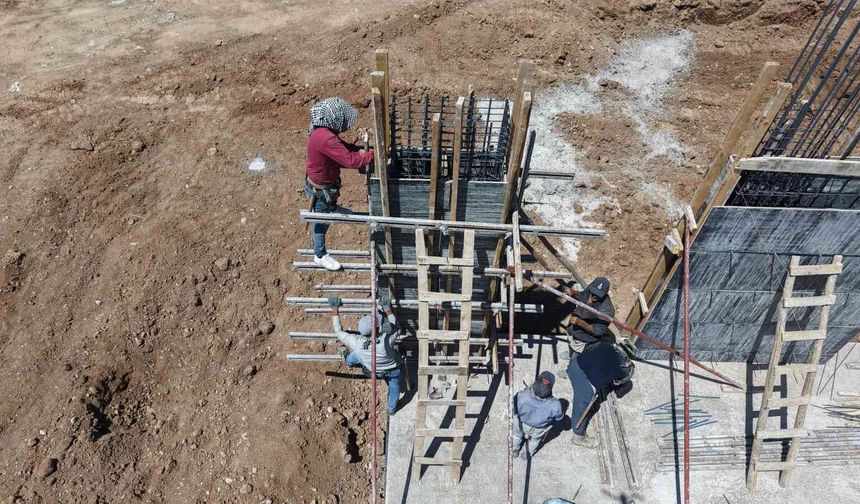 SICAK HAVADA EKMEK MÜCADELESİ