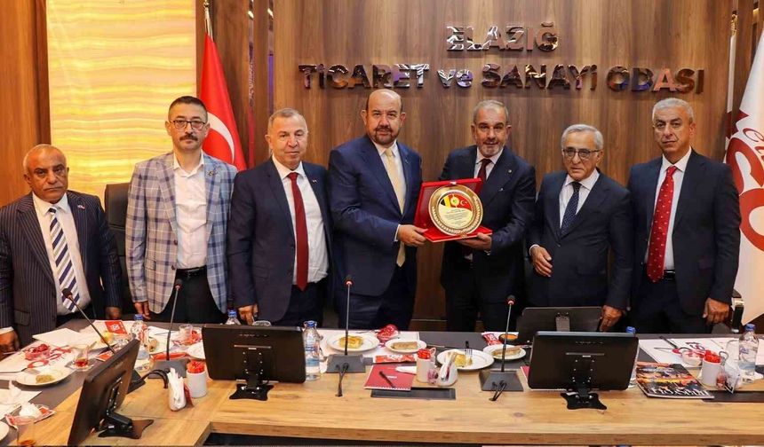 DIŞ TİCARETİ GELİŞTİRECEK ADIMLAR ATIYORUZ