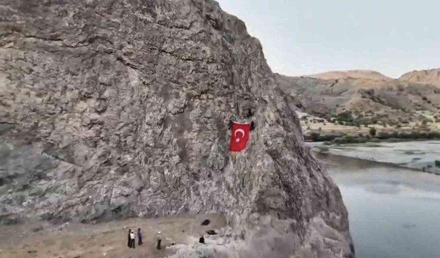 ELAZIĞ'DA İLK KEZ ONAYLI YAZ DAĞCILIK EĞİTİMİ DÜZENLENDİ