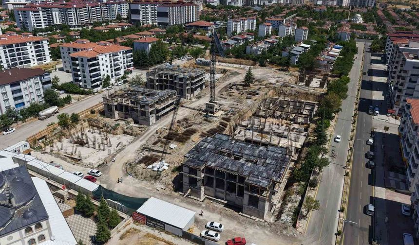 KENTSEL DÖNÜŞÜM HIZ KESMİYOR