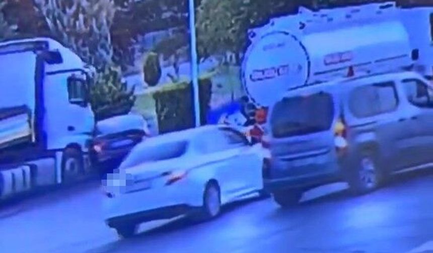 TIRIN ÇARPTIĞI OTOMOBİL SÜRÜKLENDİ