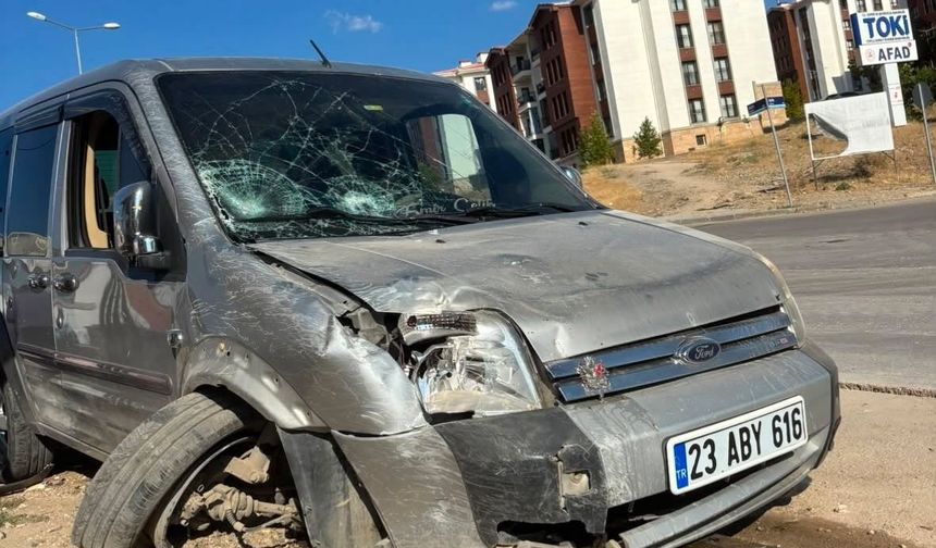 TRAFİK KAZASINDA 1 KİŞİ YARALANDI