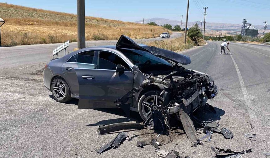 TRAFİK KAZASINDA 6 VATANDAŞ YARALANDI