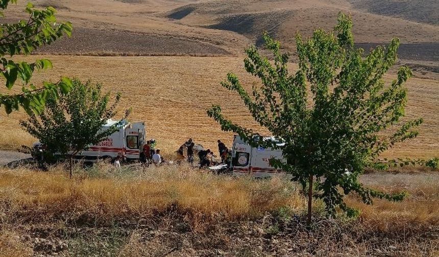 BASKİL’DE KAZA: 2 ÖLÜ