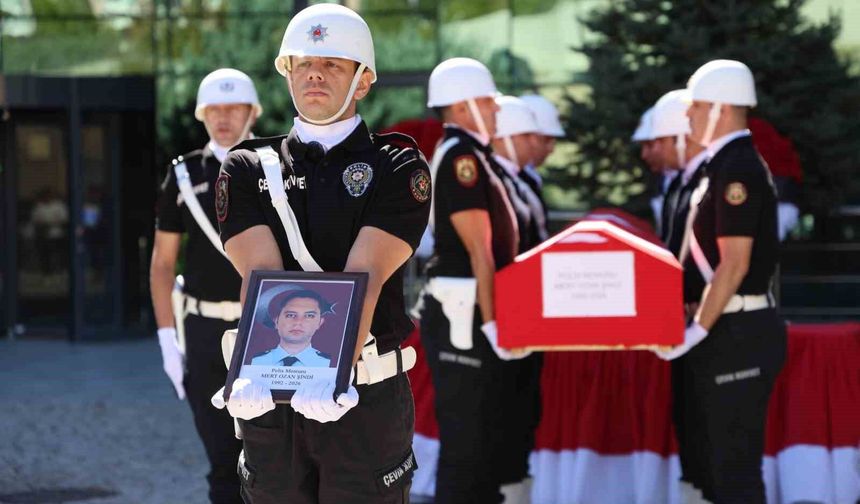 HAYATINI KAYBEDEN POLİS MEMURU MEMLEKETİNE UĞURLANDI