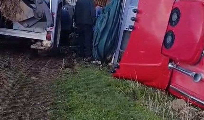 PANCAR YÜKLÜ TIR DEVRİLDİ