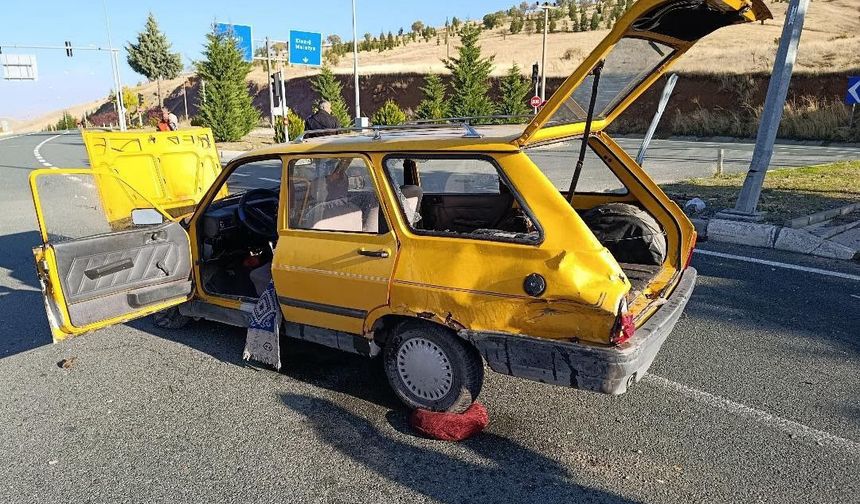 TRAFİK KAZASINDA ÖLÜ VE YARALILAR VAR