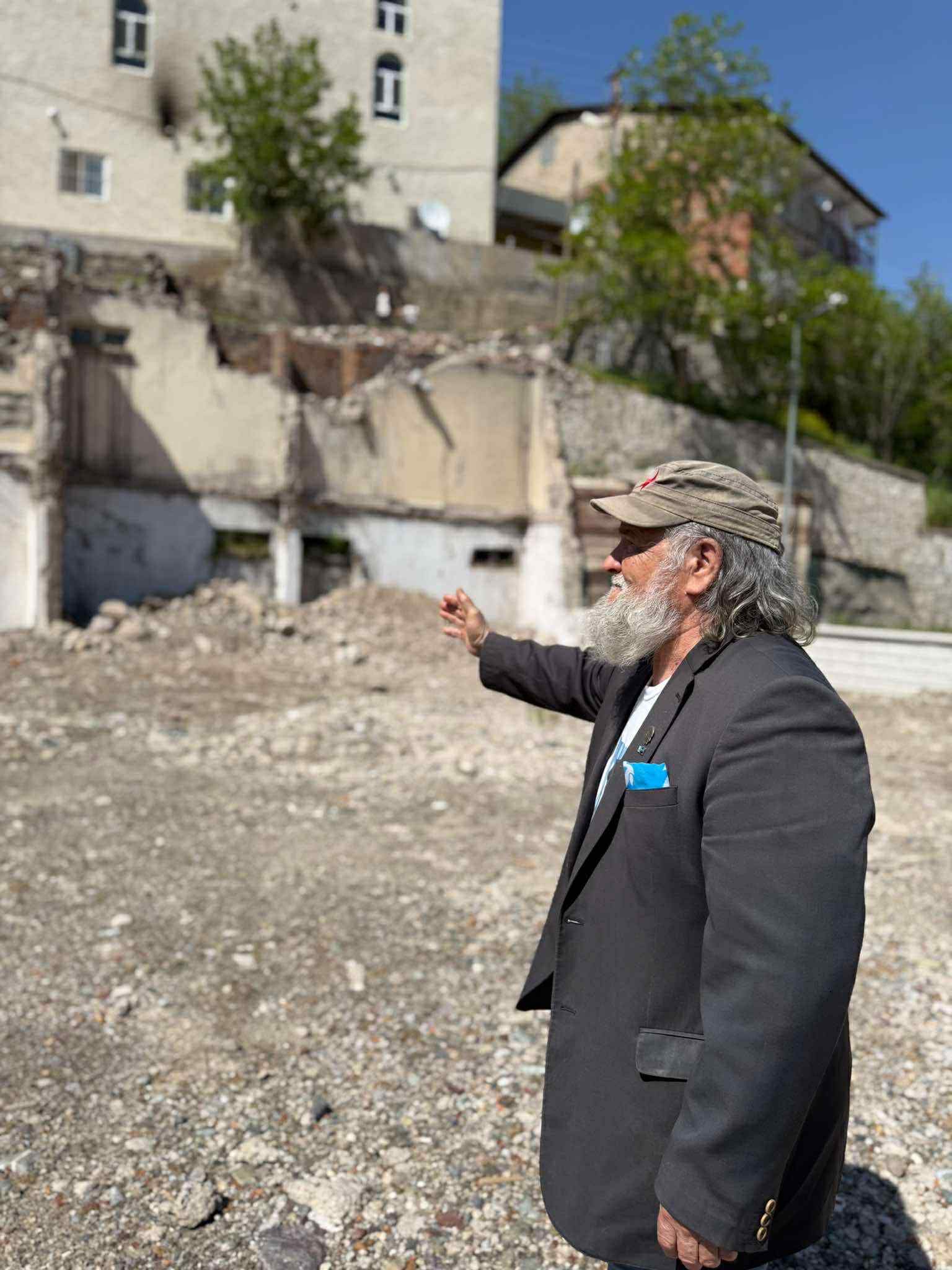 A190536F B276 4Bab 9Ace Bf73C6C3E818