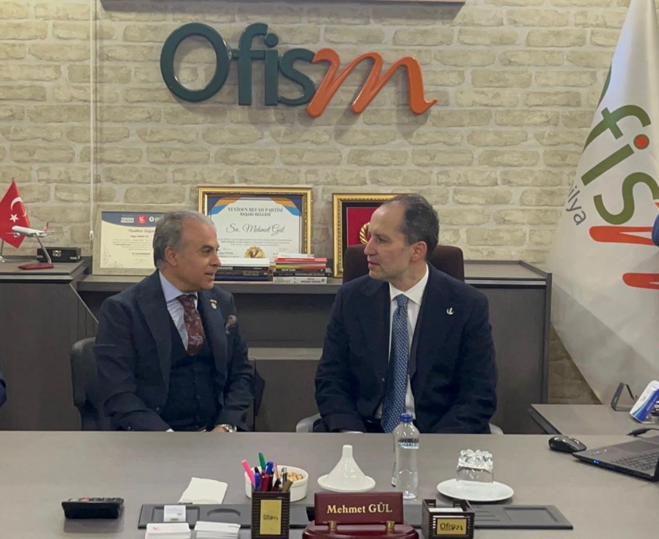 Dc86E6Bf 712E 450A Afe0 8Dc6A5Faacfe