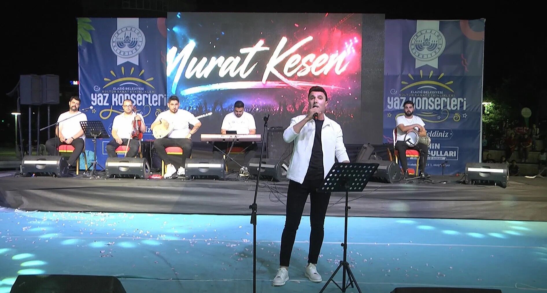 YAZ KONSERLERİ MÜZİKSEVERLERİN BEĞENİSİNİ TOPLUYOR